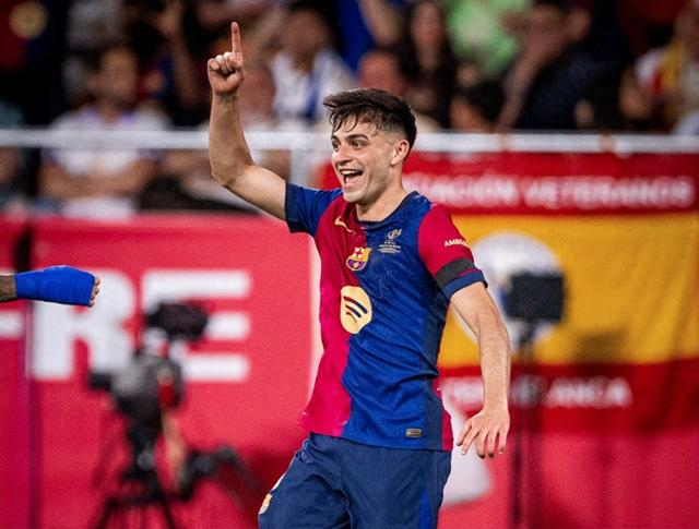 拜仁和曼联有意引进布莱顿中场巴莱巴