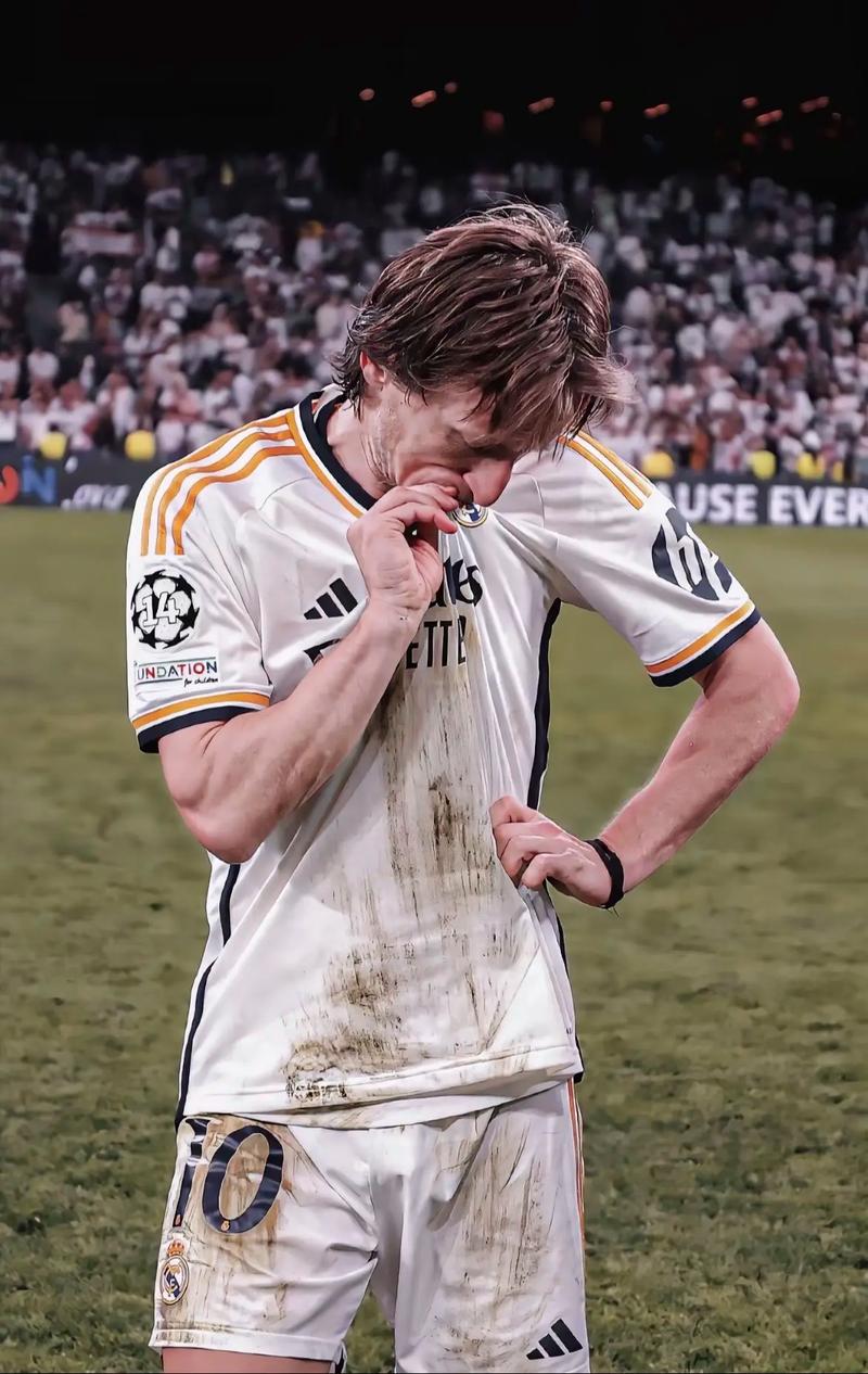 基德谈最后一攻：克莱那个三分是我们想要的机会，我为此负责