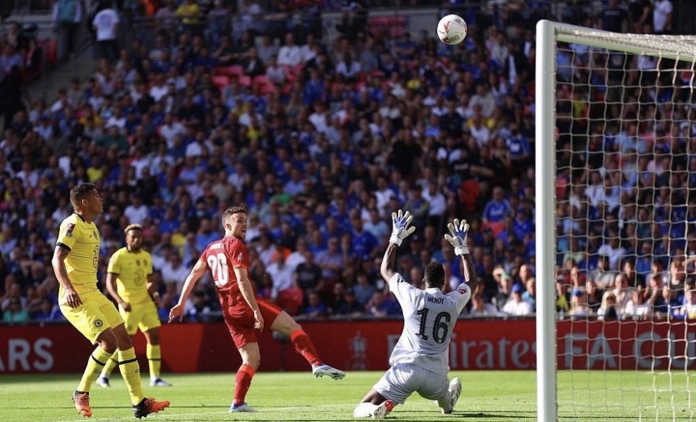 王哲林17分 CBA俱乐部杯上海男篮111-72战胜四川 杜智博23分